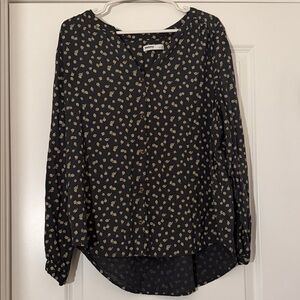 Chic Black Floral Blouse